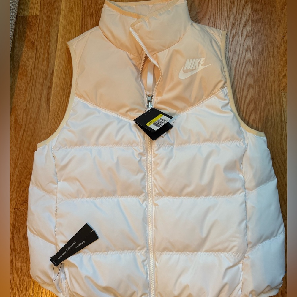 Nike Women's Reversible Cream Puffer Vest